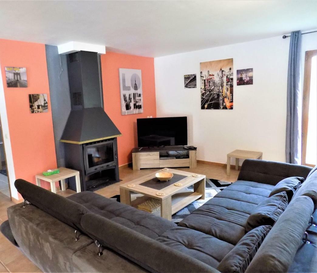 Villa Dendrane Granes Bagian luar foto